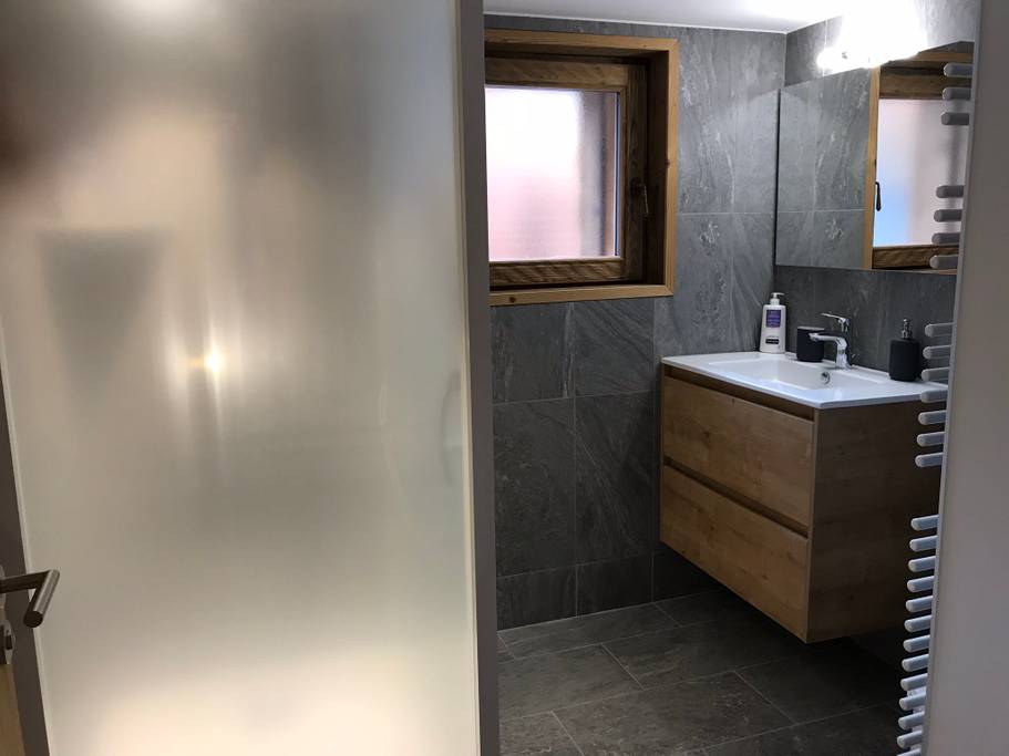 Salle de bain parentale